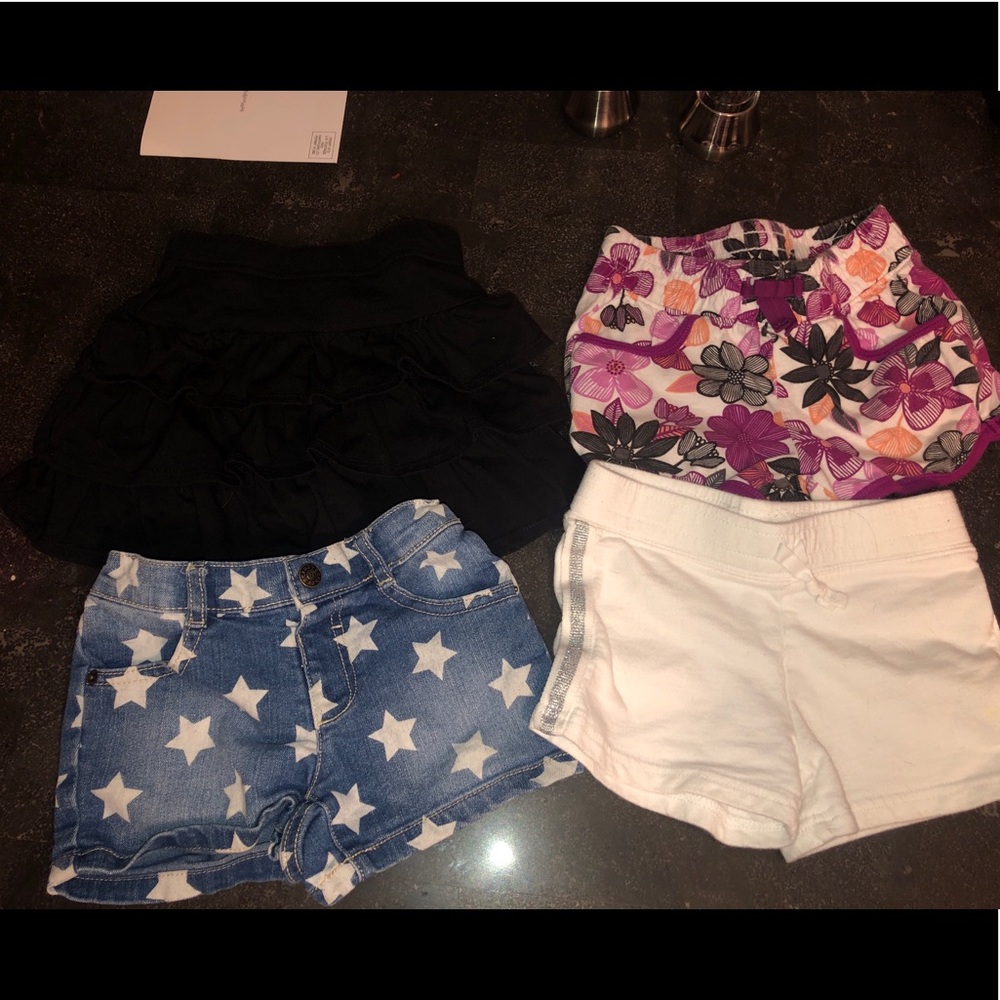Shorts and skirt! 4T! Great condition ❤️